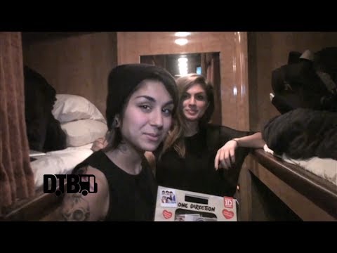 Krewella - BUS INVADERS Ep. 514 - UCybDimFZ3eoUQxSArdqCe9g