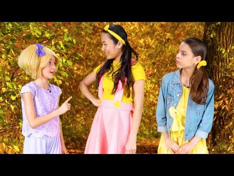 Ellie Sparkles Gets Trapped In Kiddyzuzaa Land! ✨ Princesses In Real Life | Kiddyzuzaa - UCc2_j9TZ1UU9nCedF3UsuFQ