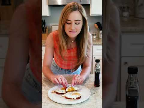 How to Make PB and Egg Hashbrown Toast #Shorts
