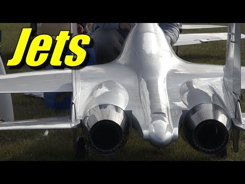 Large jet powered RC planes - emergency landing! - UCQ2sg7vS7JkxKwtZuFZzn-g
