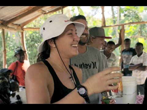 Surfer Carissa Moore Brings Water to Those in Need | Waves for Water - UCblfuW_4rakIf2h6aqANefA