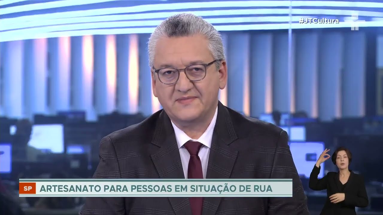 Projeto social busca transformar a realidade de pessoas em situação de rua por meio do artesanato