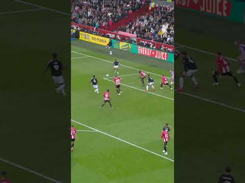 Isak wins it at Brentford ⚽️🇸🇪