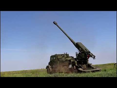 First use of 2S22 Bohdana 155m howitzer by Ukrainian soldiers  to shell Russian troops in Ukraine