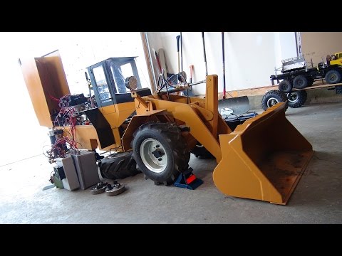 RC ADVENTURES - 1/5th scale 24v Electric Hydraulic Steel Wheel Loader - UCxcjVHL-2o3D6Q9esu05a1Q