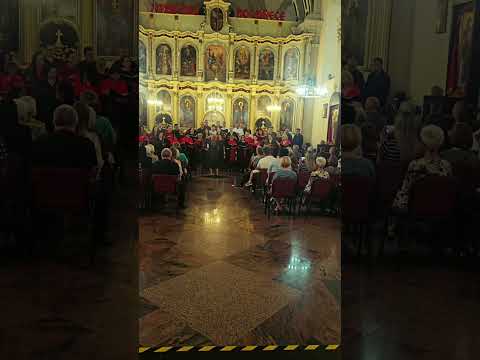 ХВАЛИТЕ ГОСПОДА, Д. БОРТЊАНСКИ - диригент Олга Шинковић #choir #Liturgija #pojanje #russia