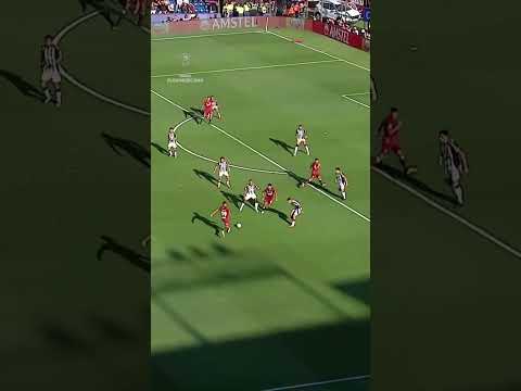 ¡UN TIRO RARO… PERO CASI TERMINÓ EN GOL! 😳 CONMEBOL #SUDAMERICANA #LAGRANCONQUISTA