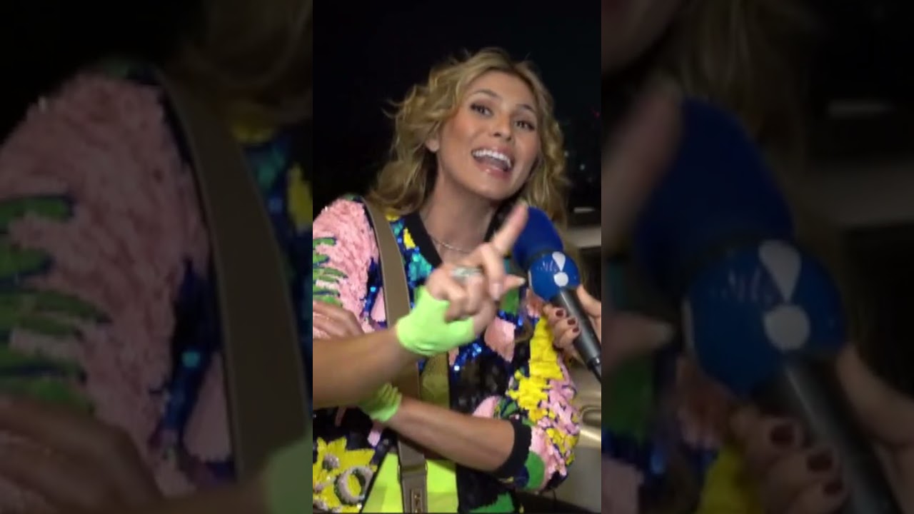 Lívia Andrade sobre pagar para ser destaque no Carnaval Prefiro comprar terras