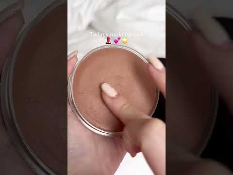 Todays makeup look with asmr #asmrmakeup #asmrbeauty #beautyugc