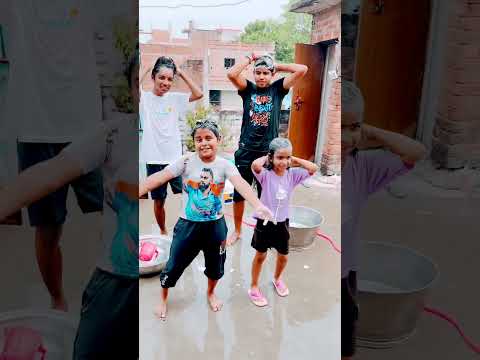 Aaj hum nahaile bani shampoo se🤣 #dance #comedy #bhojpuri #funny #youtubeshorts #trending #viral