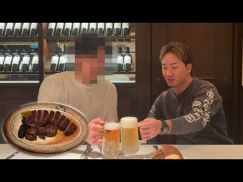 勝利祝いでステーキ600g食べていく