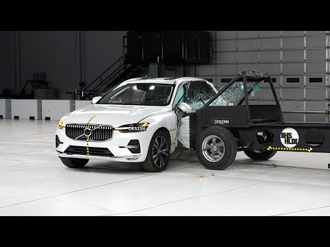 2023 Volvo XC60 updated side IIHS crash test