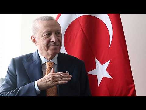 دور زدن قانون اساسی با کارت انتخابات زودهنگام؛ آیا اردوغان برای بار چهارم نامزد می‌شود؟