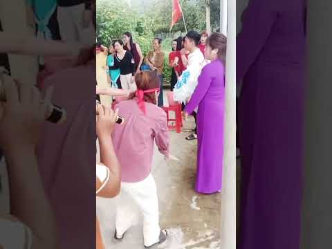 funny moments of Vietnamese women