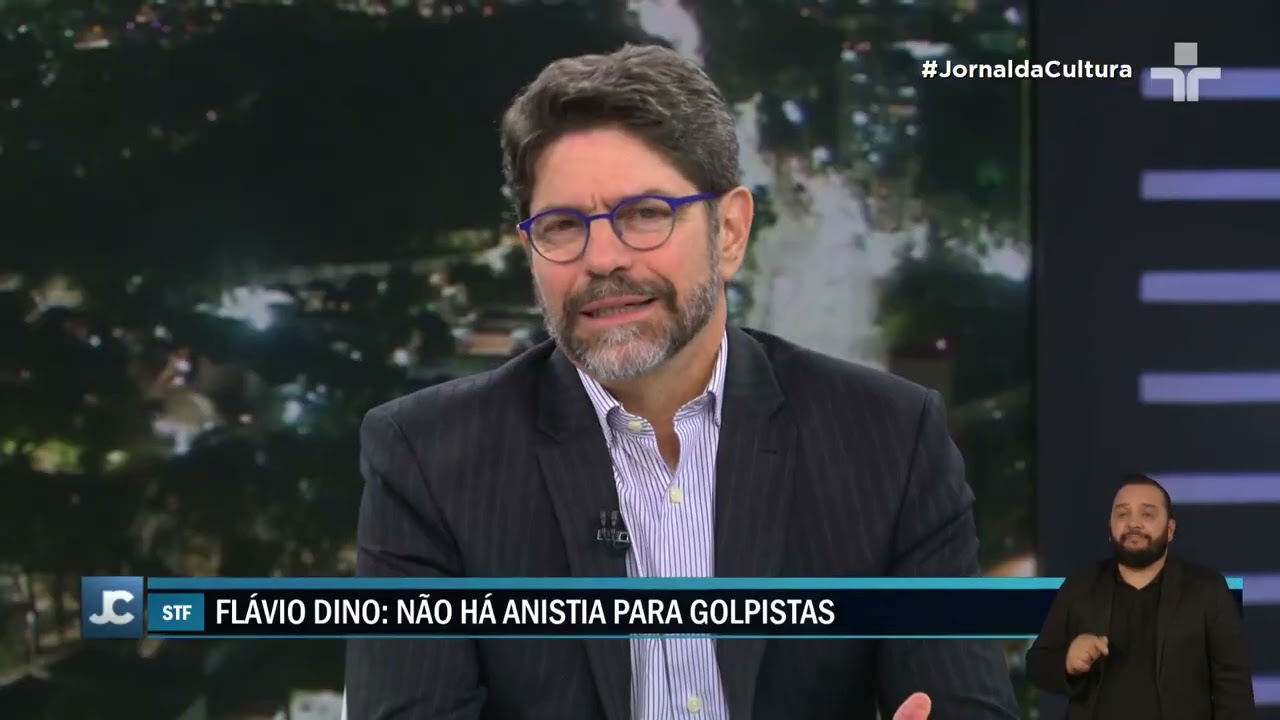 “EUA têm que tomar conta da democracia deles”, diz Gonzalo Vecina