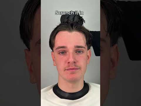 Middle part flow 💫 #melbournebarber #barber #styling #middlepart