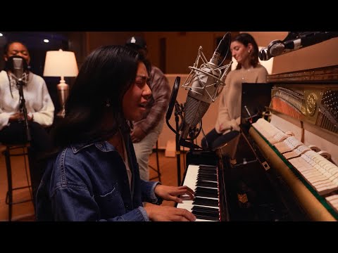 Maria Aragon - Someone I Refuse to Lose (Live)