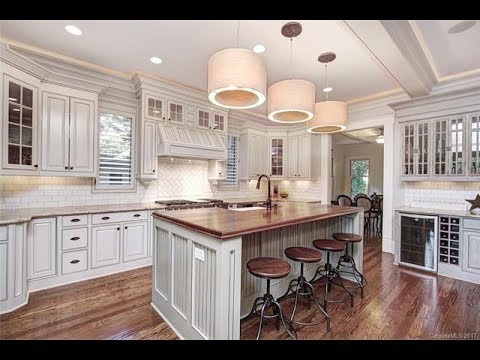 Incredible Craftsman in desirable Chantilly!