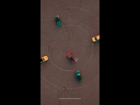 POV: Du hast ↑ ↑ 🅧 ◽️ L2 R1 🔋 am Controller gedrückt - Ford Capri