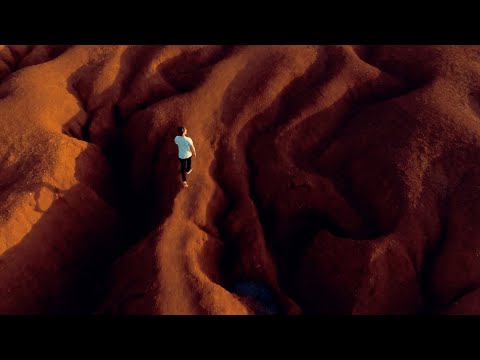 ELYAZ – Break the Distance (Official Video)