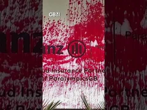 🚨Pro-Palestinian activists SMEARS German financial firm with red paint #breaking #gbnews
