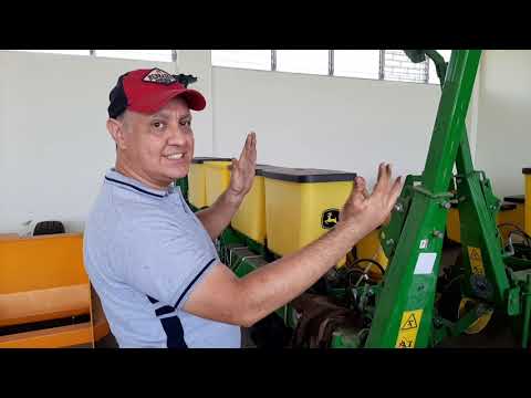 DEMO 5 niveladora y sembradora de grano fino