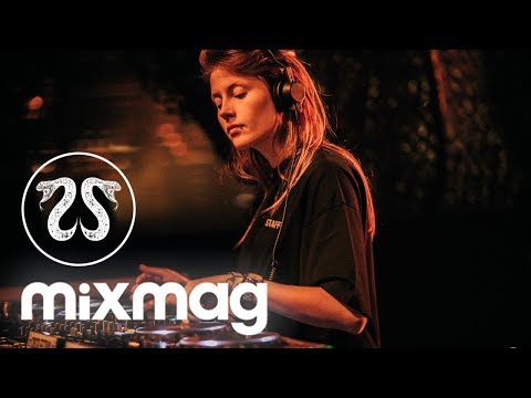 CHARLOTTE DE WITTE techno set at CRSSD Fest | Spring 2018 - UCQdCIrTpkhEH5Z8KPsn7NvQ