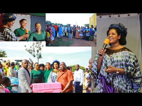 RUFONSINA aratunguranye i Mahama /Mama pst Assia na Niyonshuti Foundation bishimiwe cyane