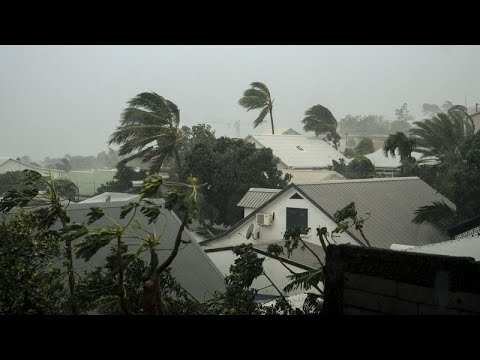 Τροπικός κυκλώνας σαρώνει νησιά του Ινδικού Ωκεανού