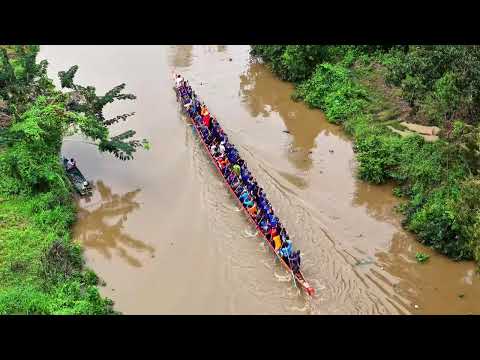 Ghe bét tôn hạ thủy với cảnh đẹp chùa bét tôn