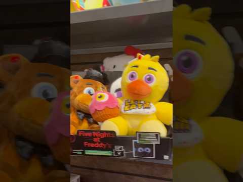 I FOUND THEM! JAZWARES FNAF PLUSH AT HOT TOPIC #fnaf #plush #fnafplush #jazwares #shorts #plushies
