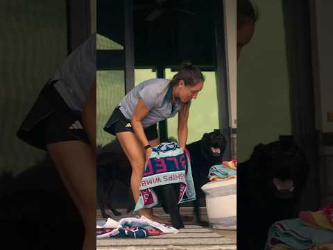 Jessica Pegula uses WIMBLEDON towel to dry off her dogs 🤪🐶 #shorts #wta #BreakPointS2