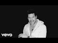 MV เพลง The Best Thing About Me Is You - Ricky Martin