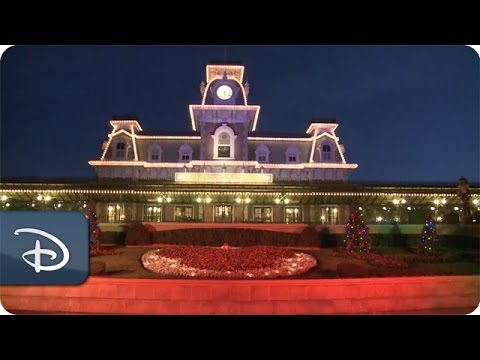 Time-Lapse: Magic Kingdom Park Transforms for Christmas - UC1xwwLwm6WSMbUn_Tp597hQ