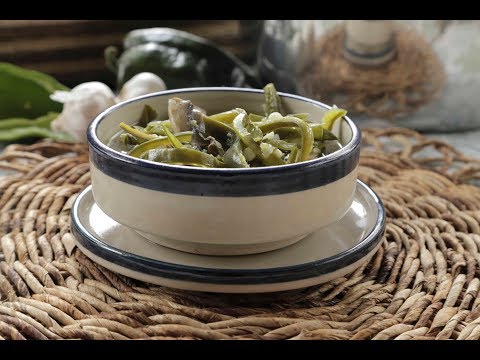 Sopa caliente de poblano con champiñones - UCvg_5WAbGznrT5qMZjaXFGA