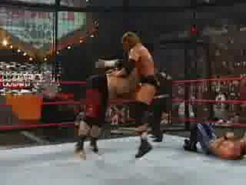 The Great American Bash - Edge vs. Triple H!!! - UCJ5v_MCY6GNUBTO8-D3XoAg