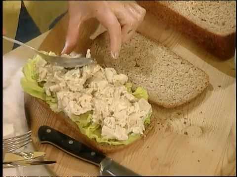 How to Make a Chicken Salad Sandwich ⎢ Martha Stewart - UC6JBm9OAkpI6NUBV_NsLxTA