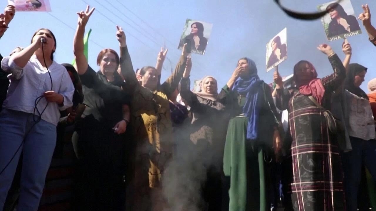 How a women’s-led counter-revolution is reshaping Iran • FRANCE 24 English