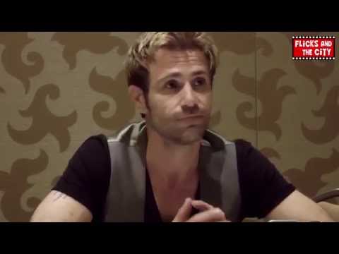 Constantine Comic Con Interview - Matt Ryan - UCS5C4dC1Vc3EzgeDO-Wu3Mg