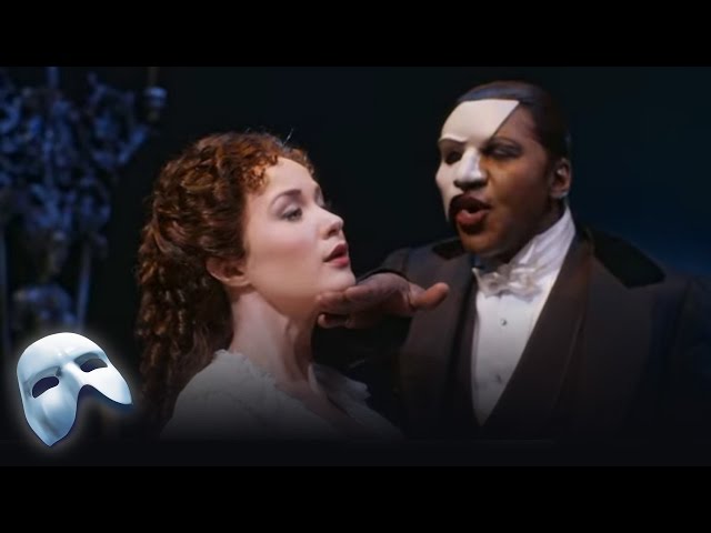 Norm Lewis Sings “Music of the Night” from “The Phantom of the