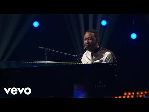 John Legend - Love Me Now (Live on the Honda Stage at iHeartRadio Theater LA) - UCNnnwVSI5Ndo2I4Y-LPuuew