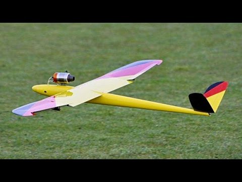 VERY VERY VERY FAST JETCAT P35 TURBINE POWERED RC SPEEDER OVER 400 KMH OPUS V / JET POWER FAIR 2014 - UCH6AYUbtonG7OTskda1_slQ