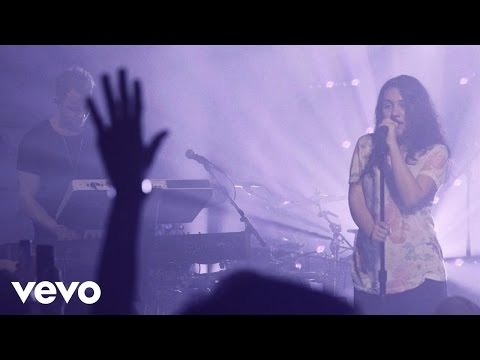 Alessia Cara - River Of Tears (Vevo Presents) - UC2pmfLm7iq6Ov1UwYrWYkZA