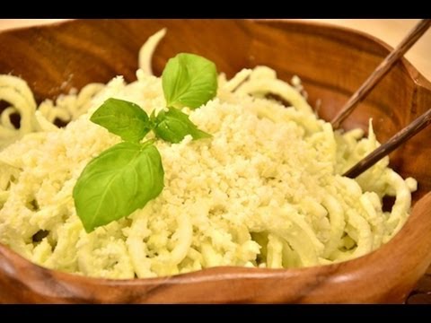 Raw Fettuccine Alfredo (Low Fat & Oil Free)