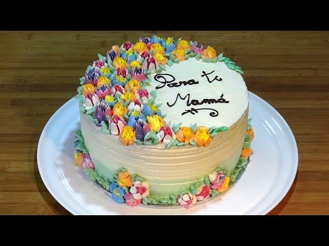 Receta Tarta buttercream de merengue suizo decorada con boquillas rusas - Recetas de cocina - UC5ONfXPjWgqElh0NZaRJ1tg