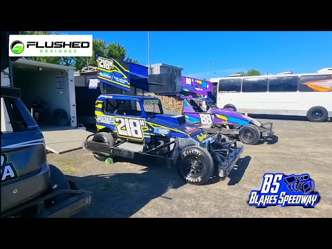 Huntly Speedway Waikato Superstocks &amp; Stockcars Champs Pitwalk - 14th December 2024 - dirt track racing video image