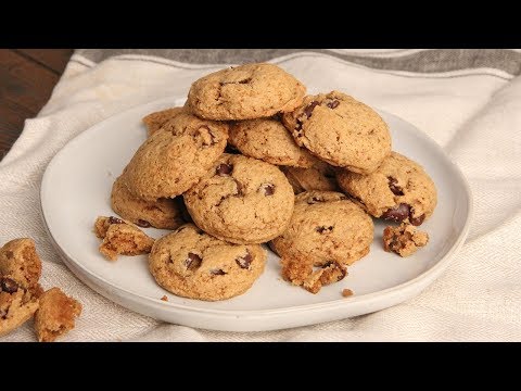 Paleo Chocolate Chip Cookies | Episode 1223 - UCNbngWUqL2eqRw12yAwcICg