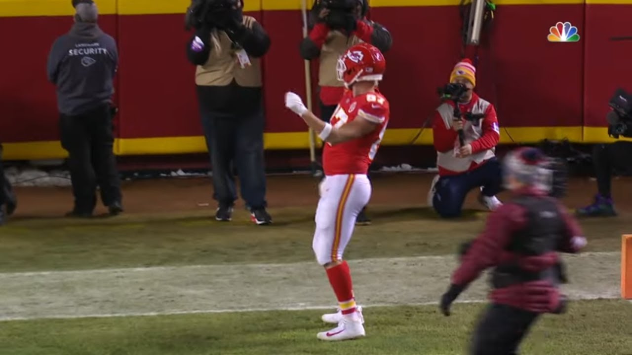 Nice TD but Trying to Figure out what Dance Travis Kelce THINKS He’s Doing Here