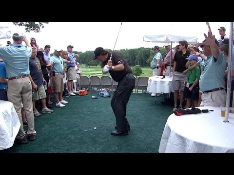 Phil Mickelson's shot from hospitality area at Barclays - longer version - UCKwGZZMrhNYKzucCtTPY2Nw