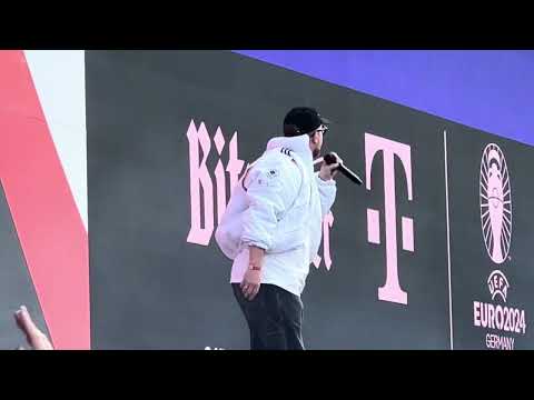 Mark Forster - Drei Uhr Nachts - Live at EURO FAN FEST